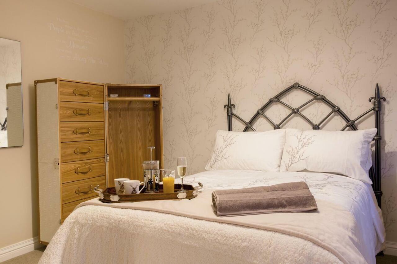 Thrush Nest Cottages - Wren Cottage Sleeps 4, 2 Bedrooms & Stable Cottage Sleeps 2, 1 Bedroom ヨーク エクステリア 写真