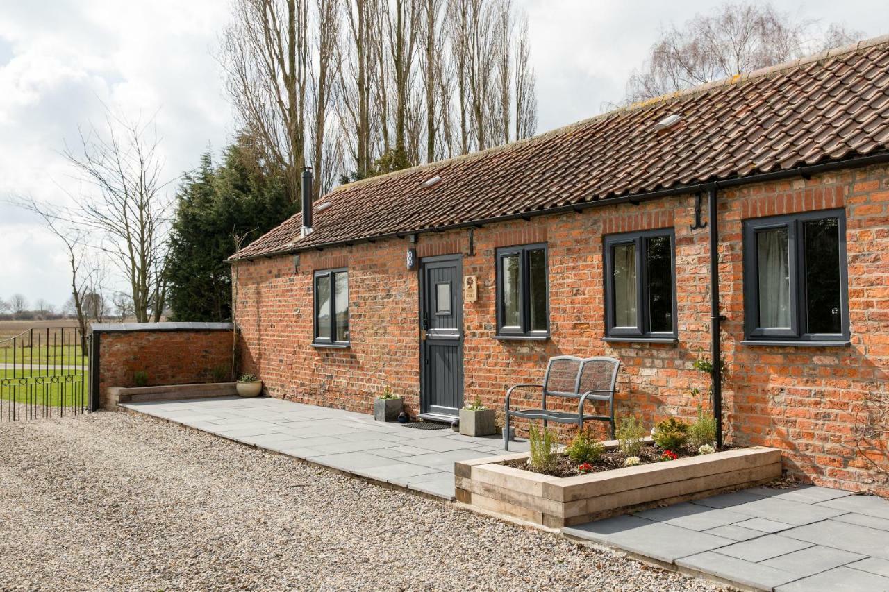 Thrush Nest Cottages - Wren Cottage Sleeps 4, 2 Bedrooms & Stable Cottage Sleeps 2, 1 Bedroom ヨーク エクステリア 写真