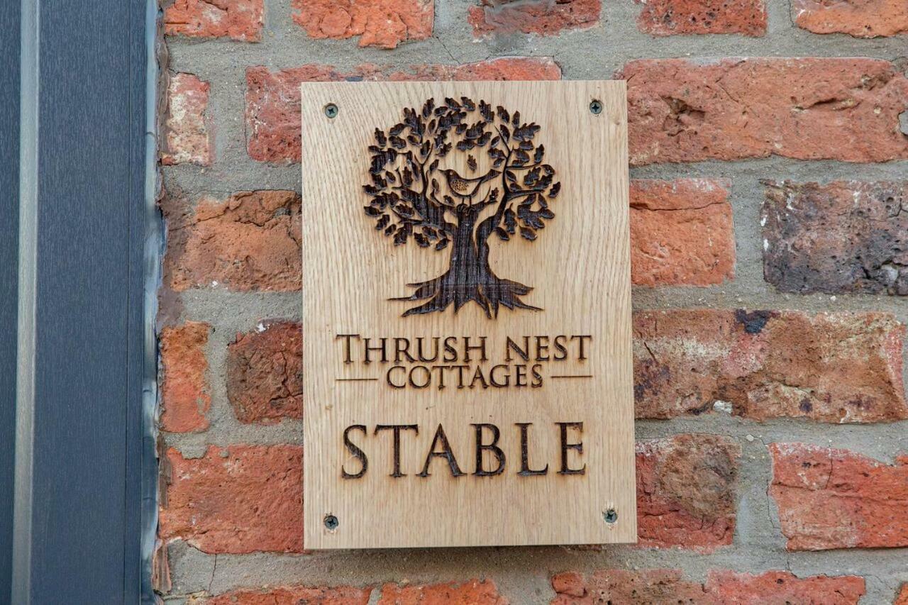 Thrush Nest Cottages - Wren Cottage Sleeps 4, 2 Bedrooms & Stable Cottage Sleeps 2, 1 Bedroom ヨーク エクステリア 写真